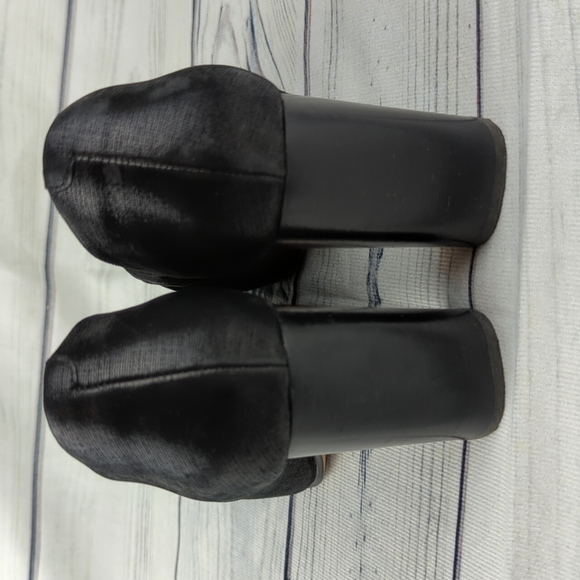 CLARKS BLACK CAREER PUMPS/SHOES SIZE 8M - Picture 4 of 11